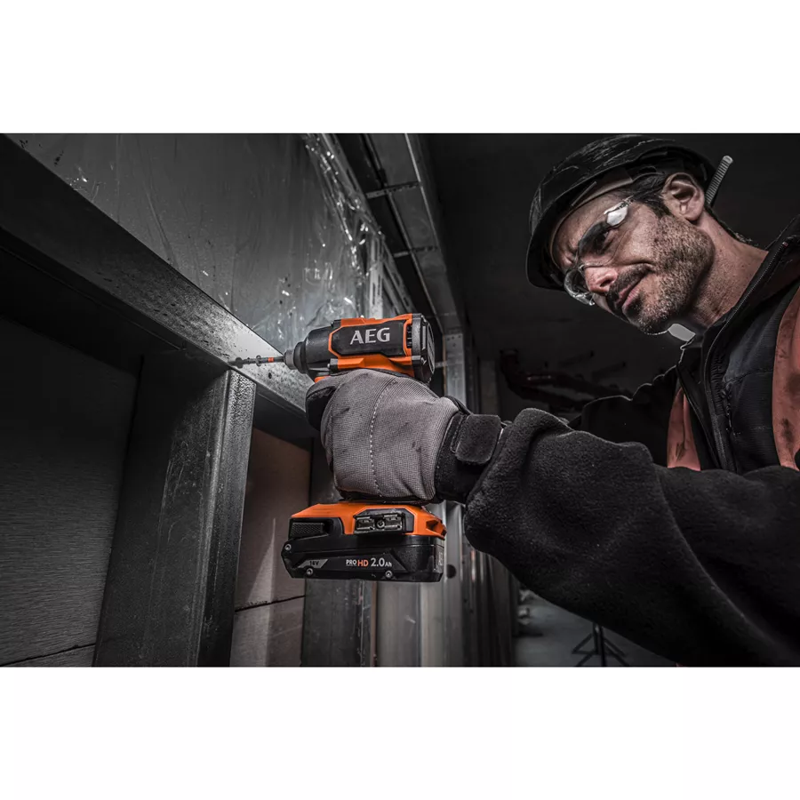 AEG BSS18SBL-0 Avvitatore ad Impulsi 1/4 SubCompact 18V Brushless, Batteria Non Inclusa, 3 Tipi di Velocità, Peso di 1.3 Kg di Peso con Batteria 2.0Ah, 119mm Lunghezza AEG BSS18SBL-0 Avvitatore ad Impulsi 1/4 SubCompact 18V Brushless, Batteria Non Inclusa, 3 Tipi di Velocità, Peso di 1.3 Kg di Peso con Batteria 2.0Ah, 119mm Lunghezza