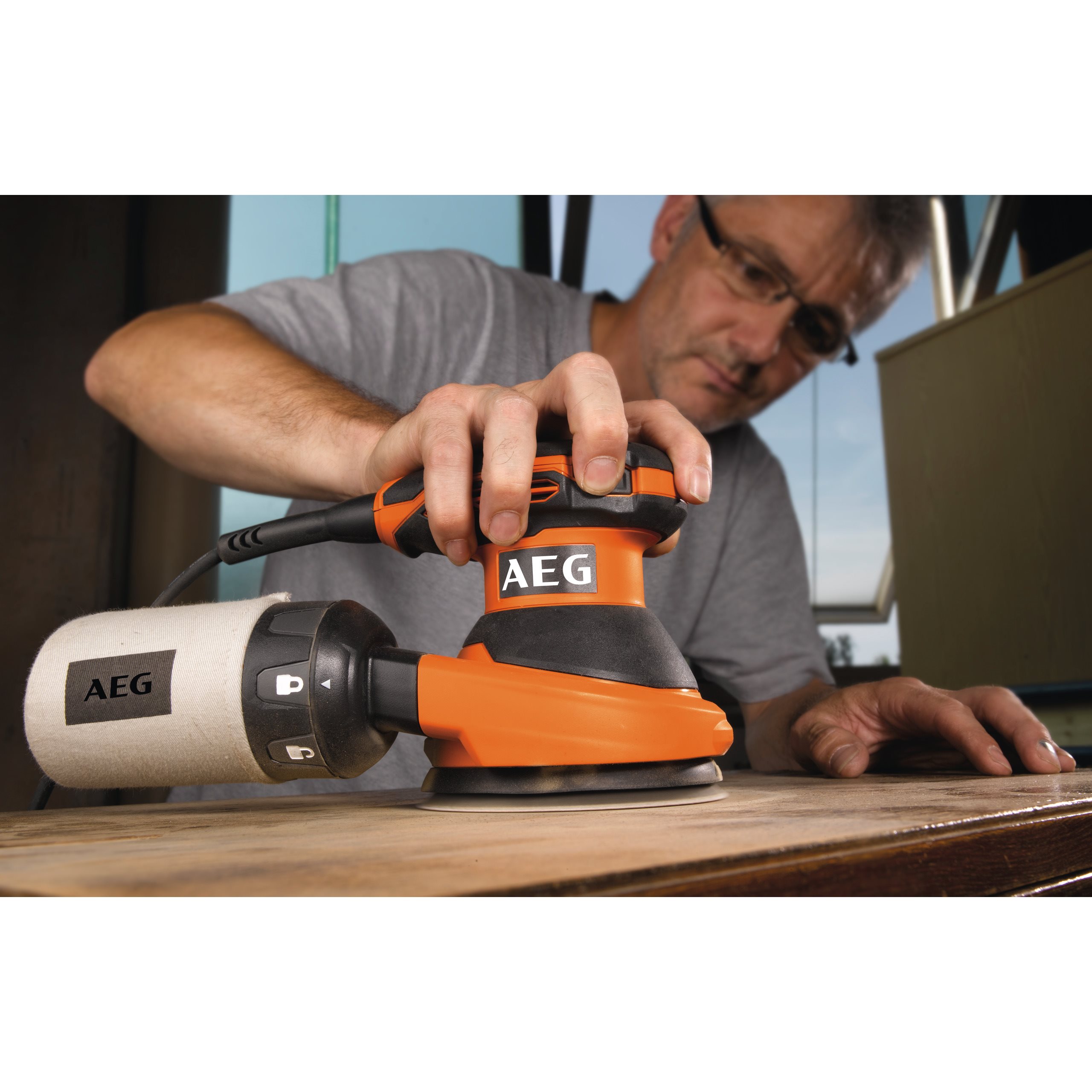 Image of AEG EX 125 E random orbital sander