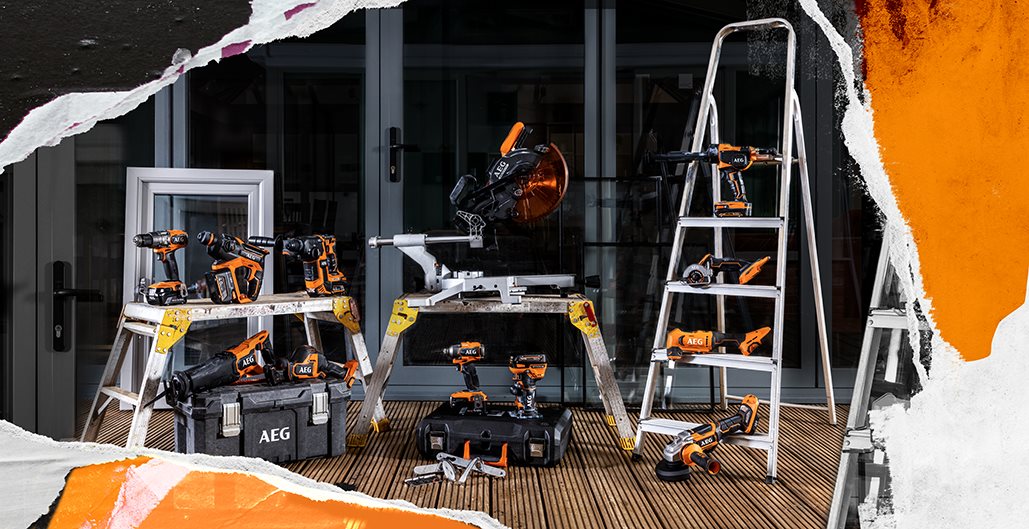 AEG Door and Window Fitter